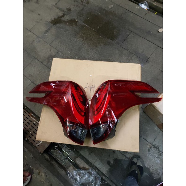 Stop lamp toyota alphard 2017-2018