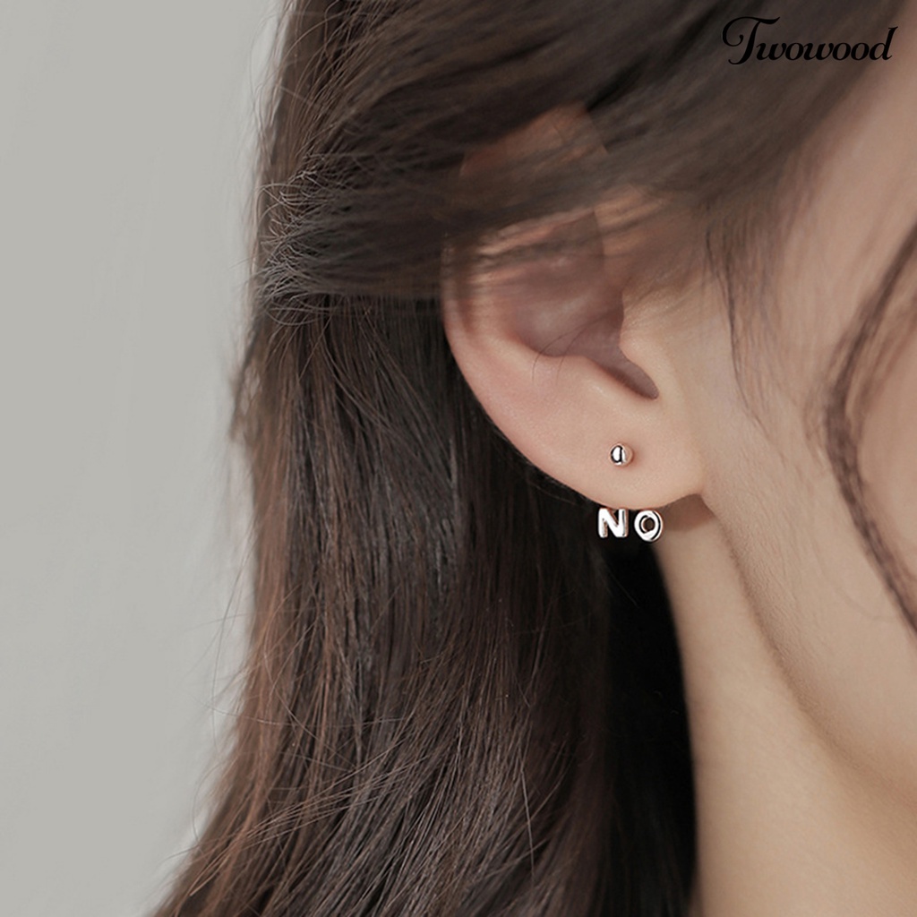 1 Pasang Anting Stud Bentuk Huruf Bahasa Inggris Untuk Wanita