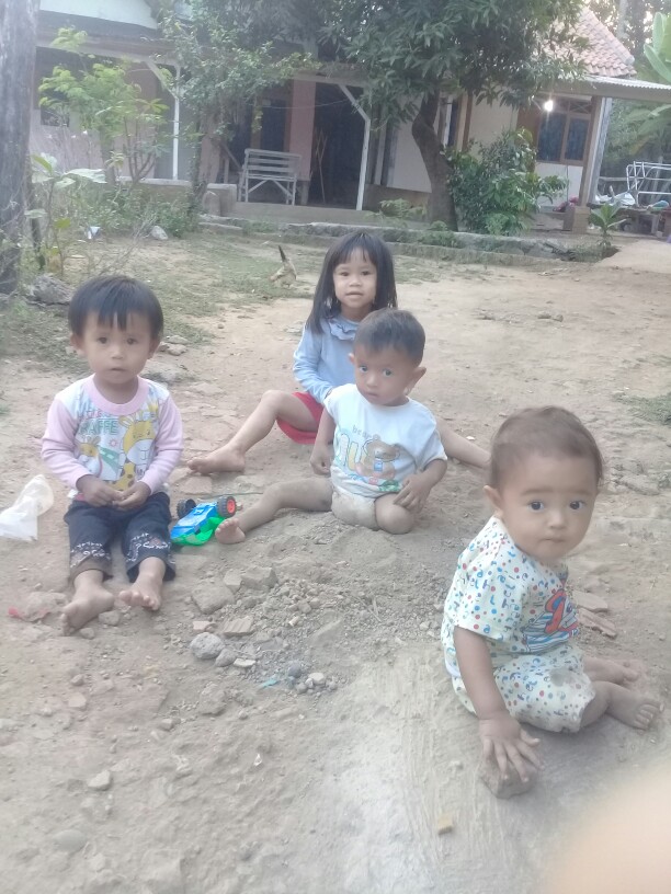 Hot Item (12) Gelas Plastik Kh Warna Warni