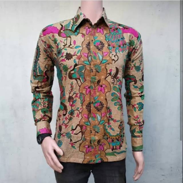 Kemeja batik cendrawasih