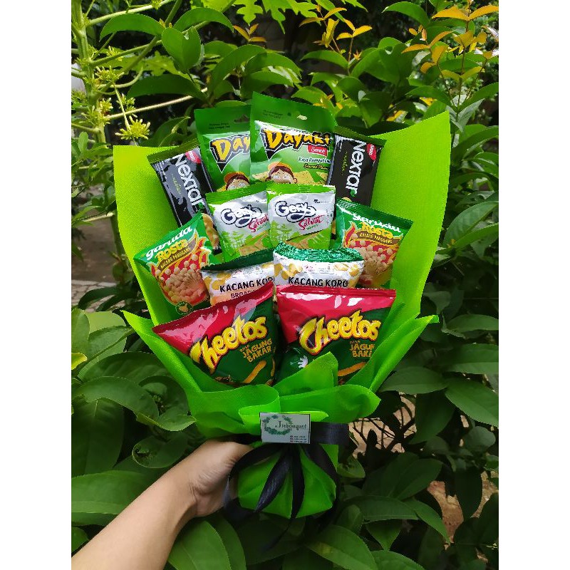 Buket Snack HIJAU/paket/bingkisan Snack Ulang Tahun/Ultah/ Wisuda/Kado/Hadiah