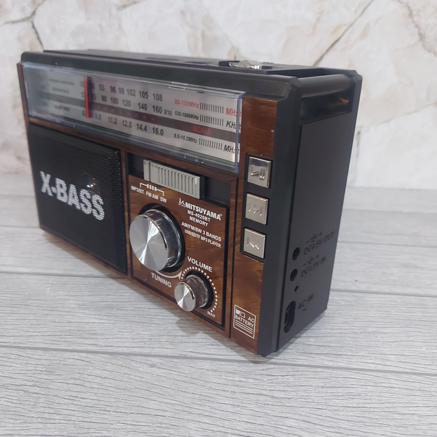 COD RADIO MITSUYAMA MS-4020BT MEMORY X-BASS 3 BAND FM/AM/SW MUSIC PLAYER//RADIO X-BASS TIPE MEMORY