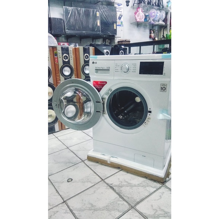 Mesin Cuci Front Loading LG FM1007N3W 7 KG Anti Kusut Smart INVERTER