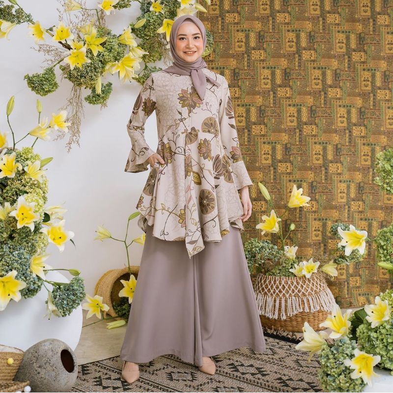 Hamra Tunik by Heaven Lights