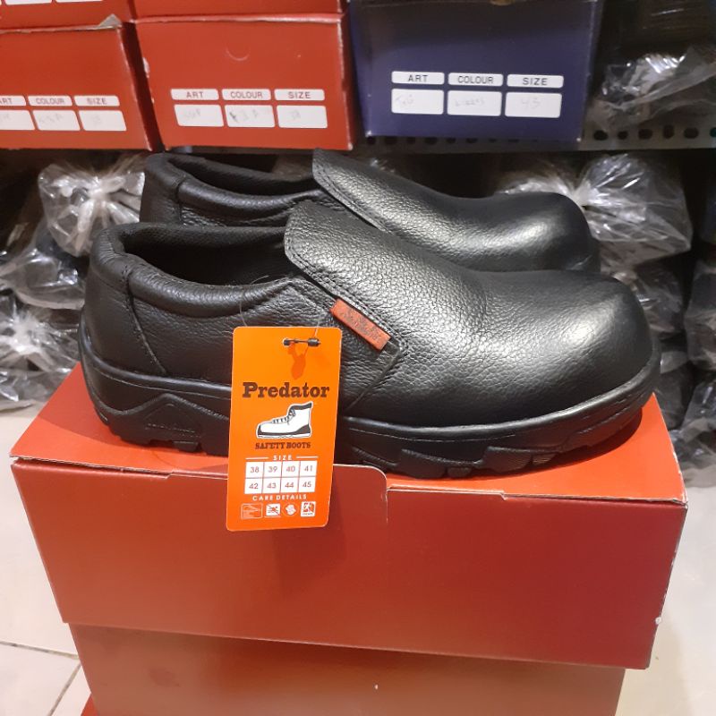 SEPATU SAPETY PREDATOR UJUNG BESI