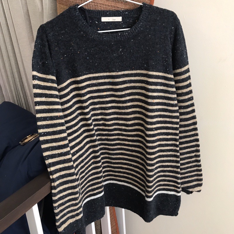 preloved second uniqlo keja puth blouse zara sweater