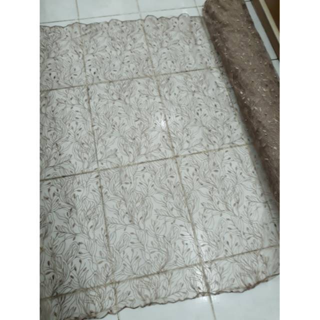 Tile Akar Mutiara Gliter