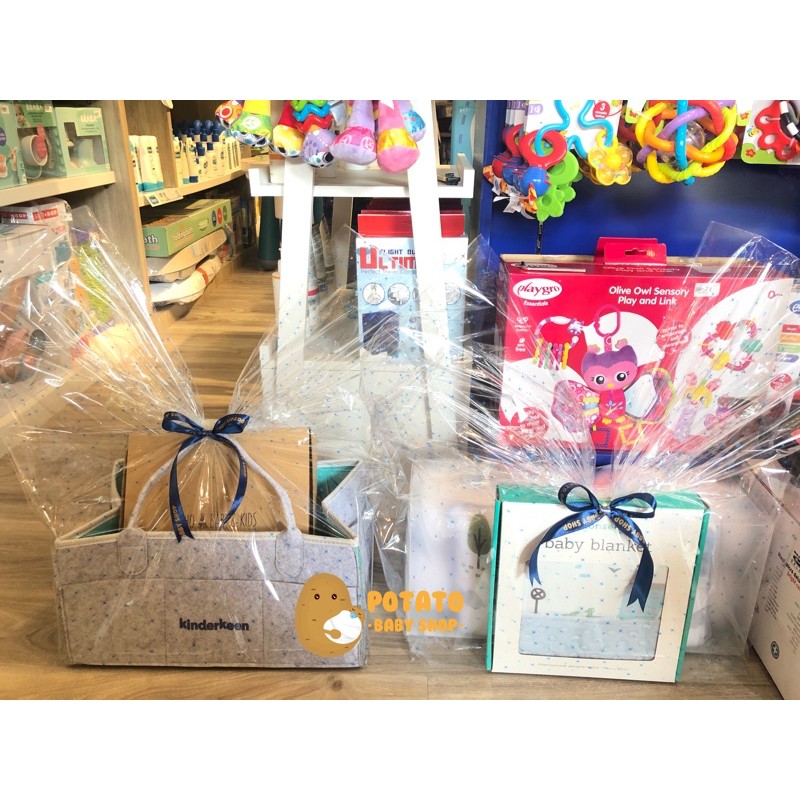 Kertas Kado - Kartu Ucapan - Gift Wrapping Hang Tag Kado Christmas Natal (HARGA UNTUK 1 LEMBAR KERTAS KADO CHAT ADMIN JIKA KADO BERUKURAN BESAR)