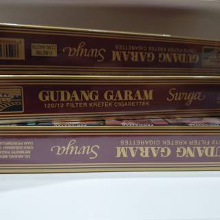 Jual Rokok Gudang Garam Surya 12 ( merah) Indonesia|Shopee Indonesia