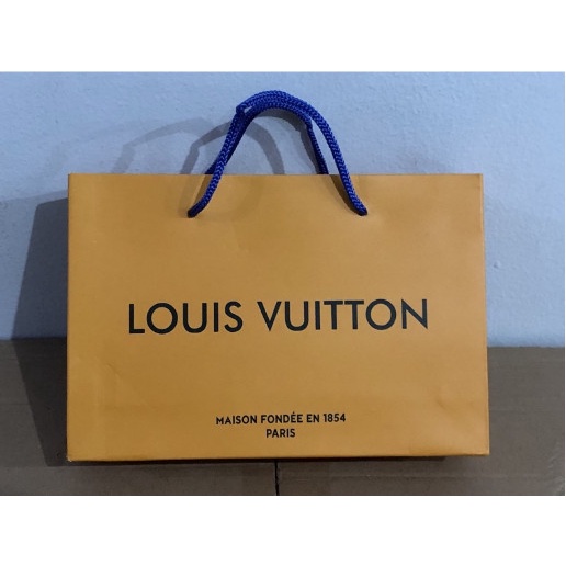 

PROMO PAPER BAG LV LOUIS VUITTON