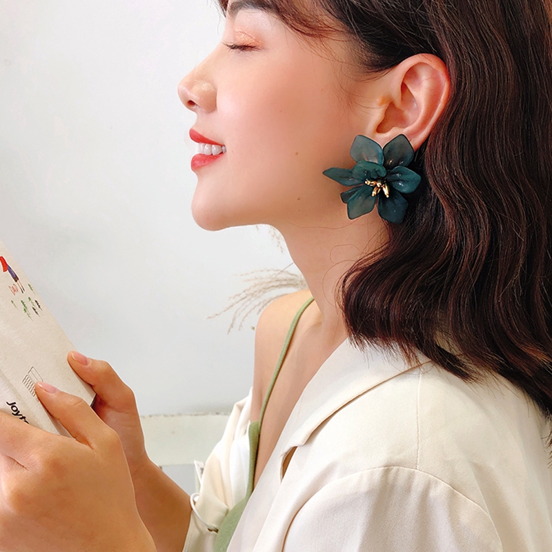 Anting Tusuk Bentuk Kelopak Bunga Besar Gaya Bohemia Trendy Untuk Wanita