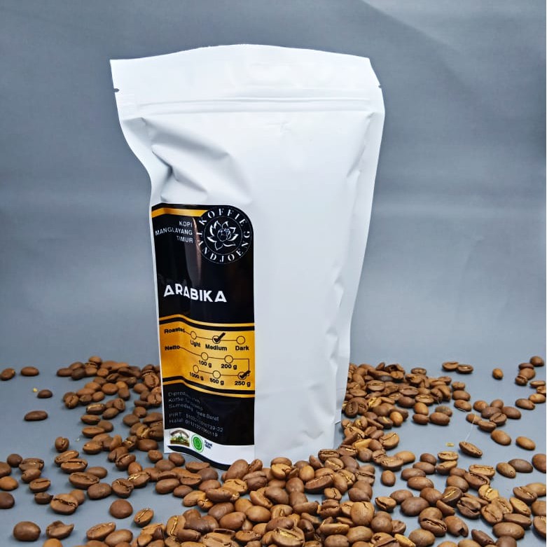 

Kopi Arabika Premium Koffie Tandjoeng 250 gram