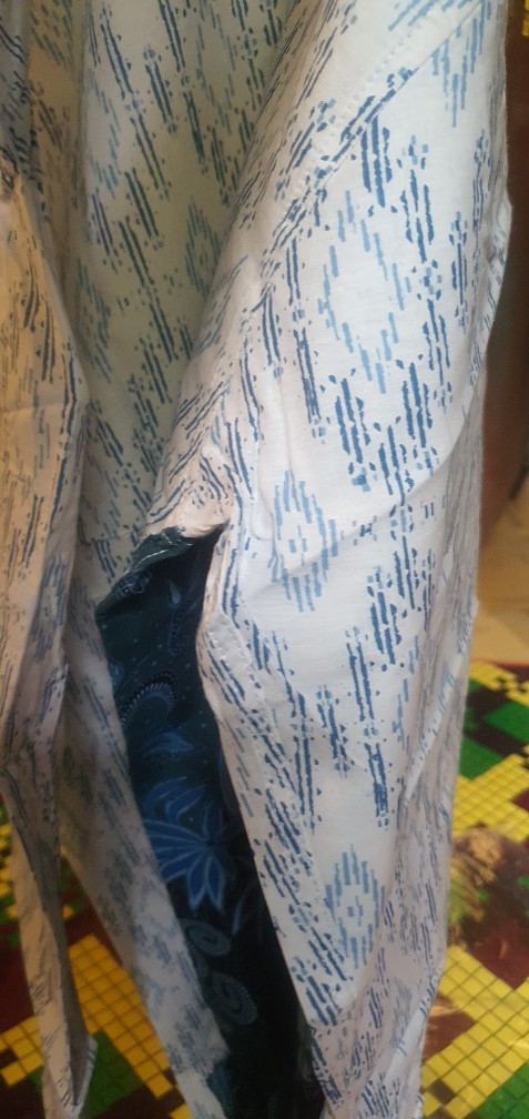 (bisa Cod) Hem Kemeja Batik Pria Slim Fit Modern Mewah Kualitas