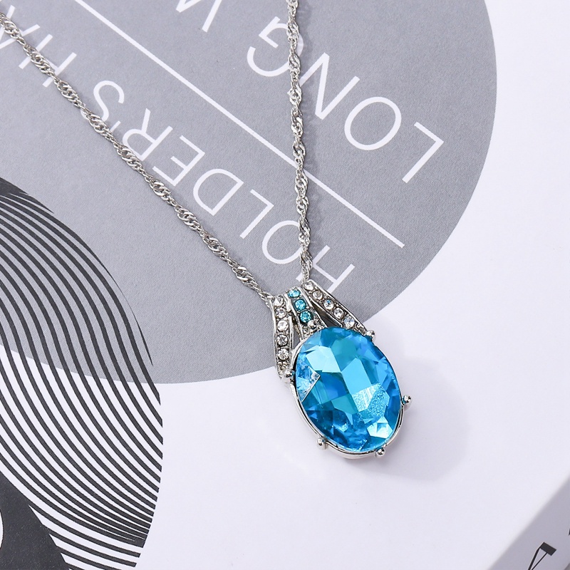 Kalung Dengan Liontin Kristal Bentuk Hati Forever Warna Biru Untuk Wanita