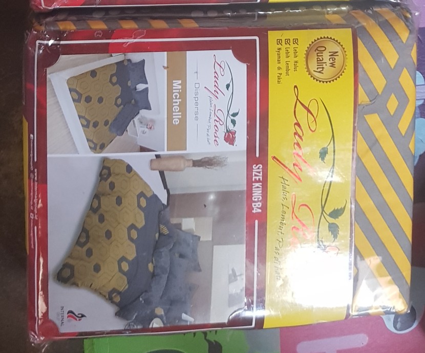 Sprei Lady Rose Bantal 4 180x200 T20 Motif Hindia Shinta Luxio Shinta Chiqa Sp180b4ldr Sleepwell