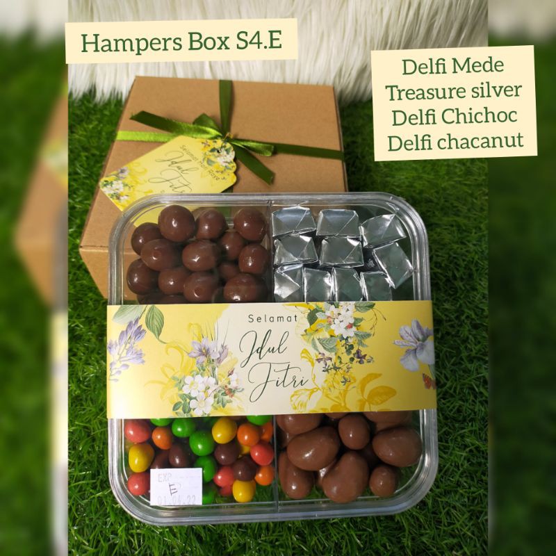 

hampers lebaran (S4.E) / parsel lebaran / parsel coklat/ coklat delfi mete treasure chichoc Chaca