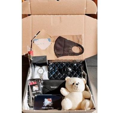 

[KODE PRODUK KAV8O4486] Kado ulang tahun cewek / anniv / wisuda / hadiah / ultah / kado cewek / hampers / gift box