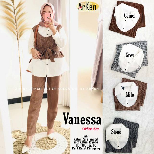 

Vanessa office set