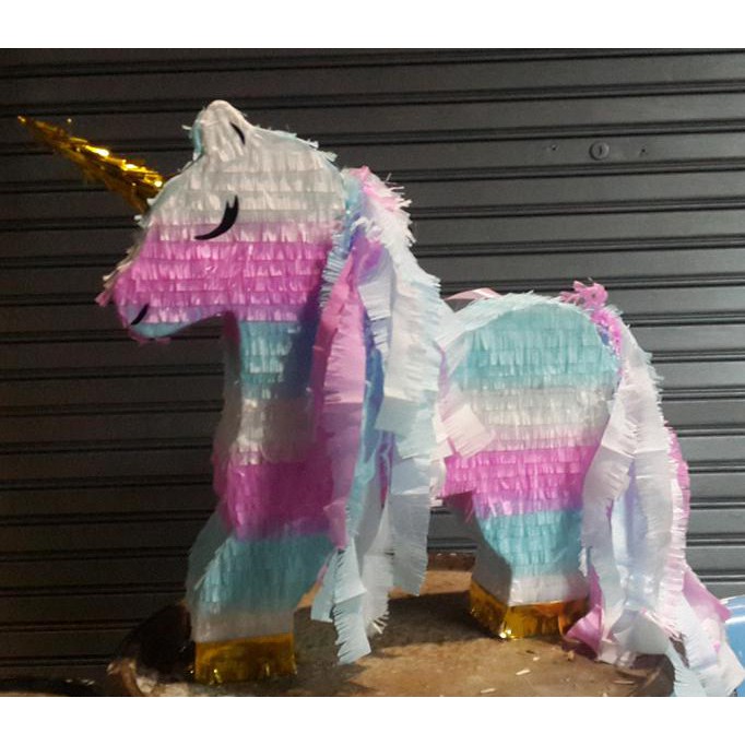 

Pinata Unicorn Rainbow - Tipe 2D