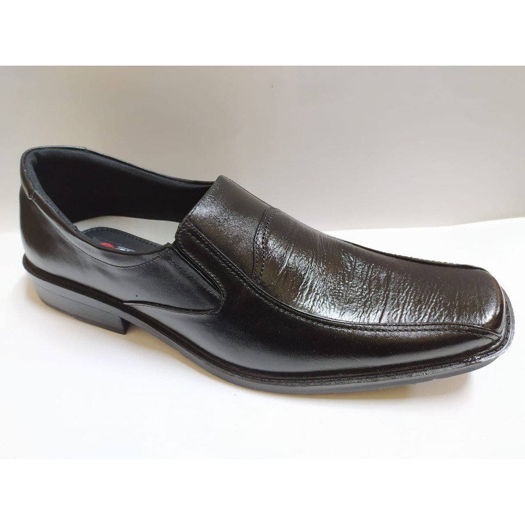 Sepatu Pria Cowboy 934 (Black)