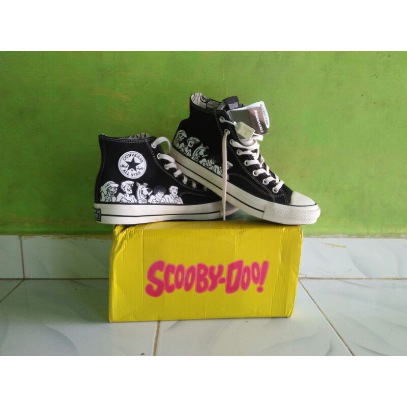 converse high scooby doo