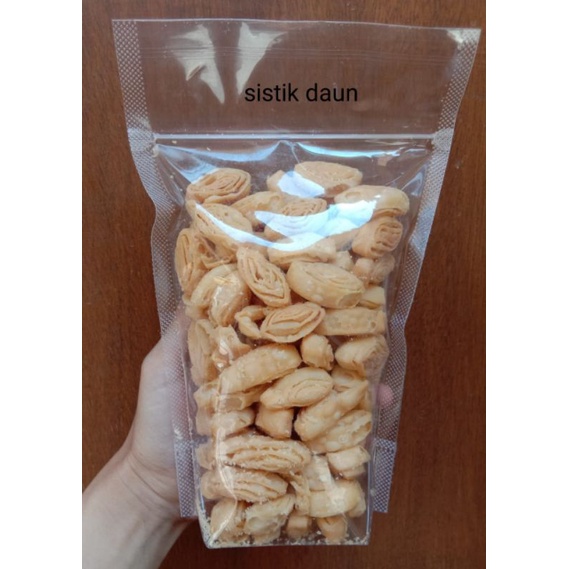 

stik keju daun gurih dan renyah 250 gr