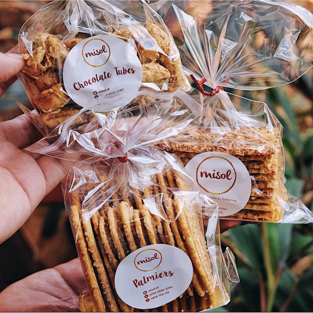 

Chocolate Tubes Kue Kering MISOL netto 100 gram kemasan plastik