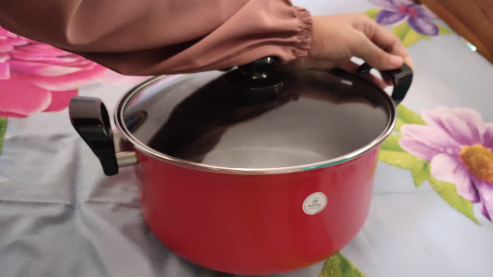 Dutchoven 20 Cm Ebn Handle Pb / Panci Teflon  Maslon Maspion / Dutch Oven Maspion