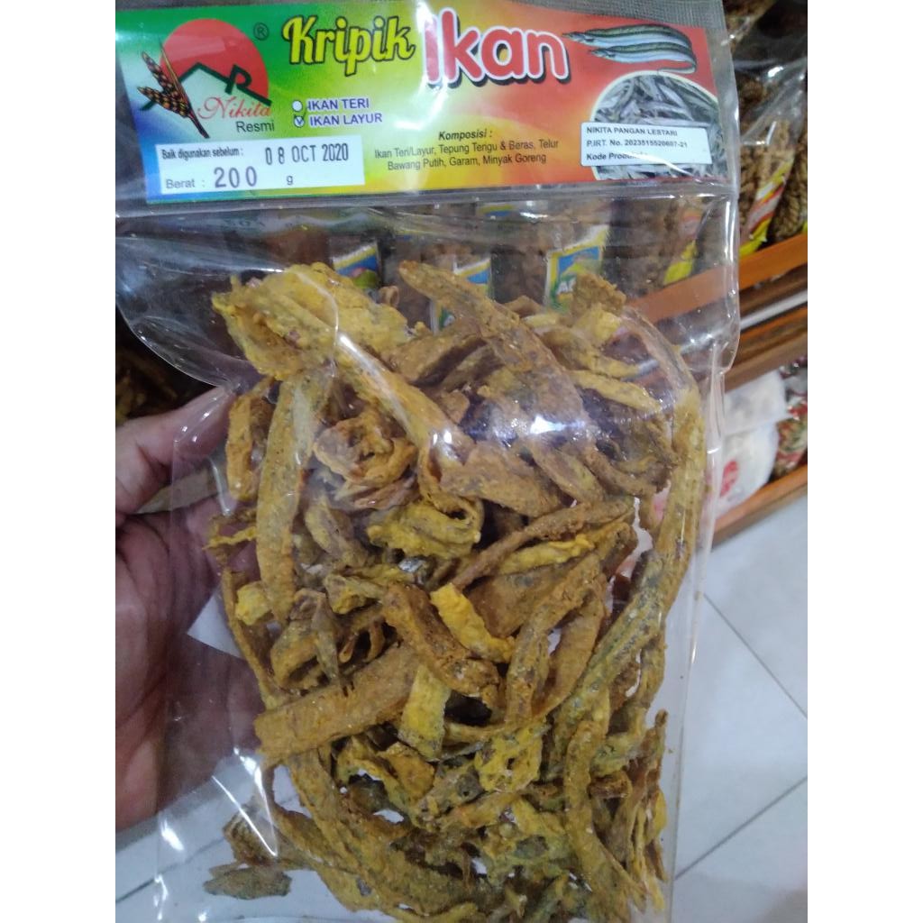 

KRIPIK IKAN KERIPIK IKAN LAYUR