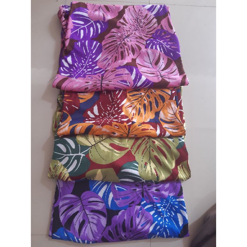 Paket 10pcs Celana pendek selutut(hotpants) motif bunga