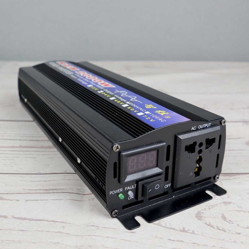 Power Inverter Mobil Mengubah DC 24V to AC 220V 2000W Pure Sine Wave