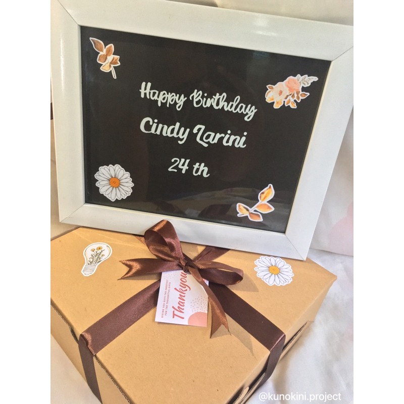 

GIFT BOX CUSTOM FRAME MURAH