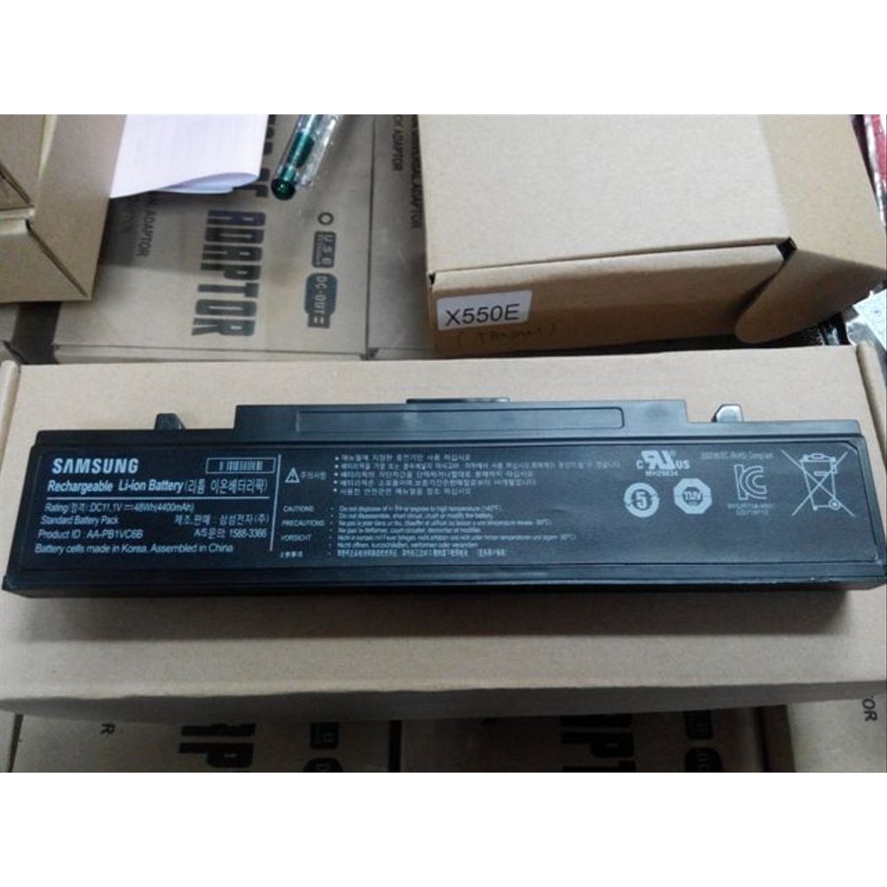 Original Battery Batre Baterai laptop Samsung Np355 , Np355e4x, Np300, Np300e4x, Rv428 , Rv409, Rv41