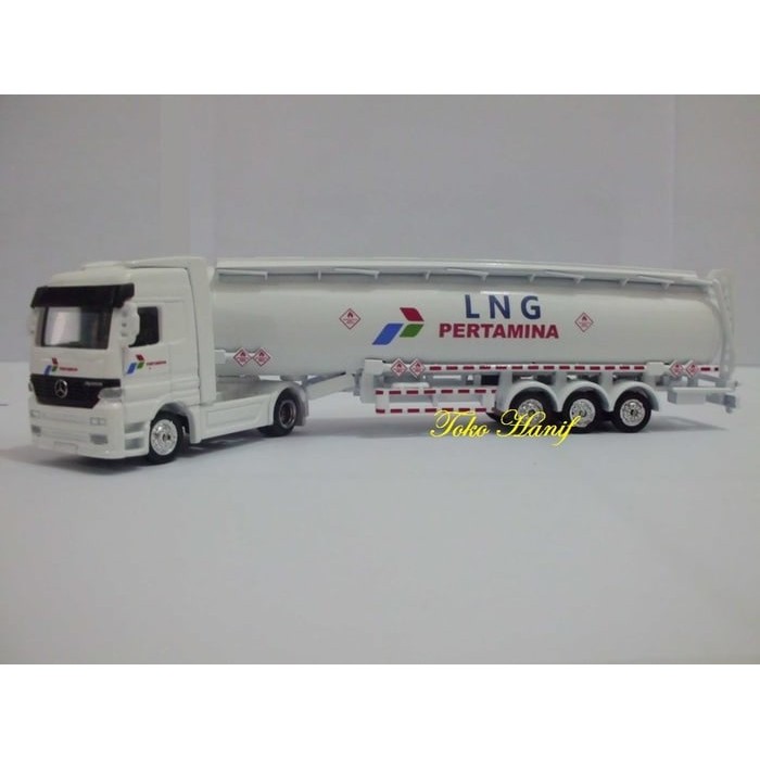 Diecast Miniatur Replika Truck Tanki LNG Pertamina