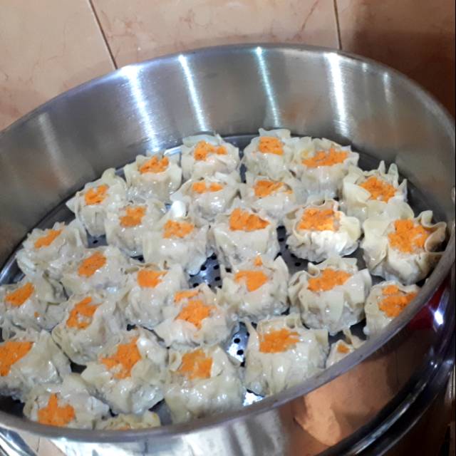 

Siomay ayam plus udang