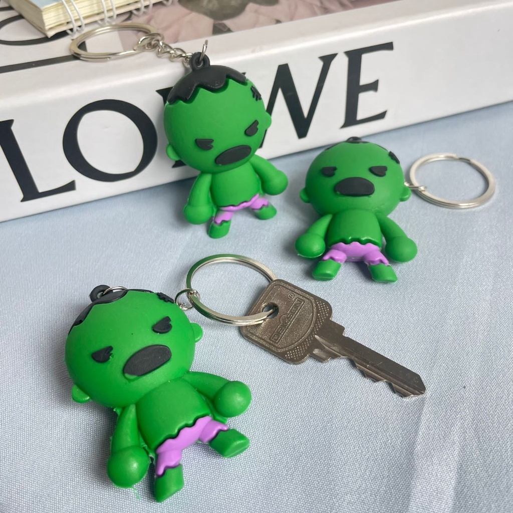 GANTUNGAN KUNCI SUPERHERO HULK IMUT LUCU KEYCHAIN SOUVENIR HARGA MURAH KARAKTER HERO HULK HIJAU KUALITAS PREMIUM ONLY