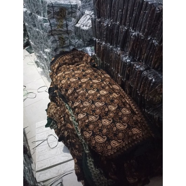 SORBAN RIDA MOTIF KASHMIRI BATIK TEROMPAH BAHAN RAYON LEMBUT DAN ADEM