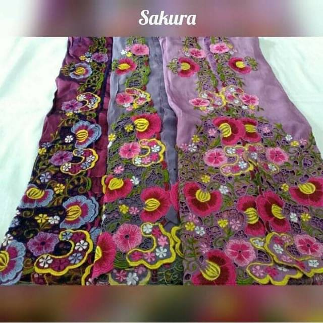 Kebaya Bali | Kebaya Semi Bordir Sakura bahan Katun Swiss