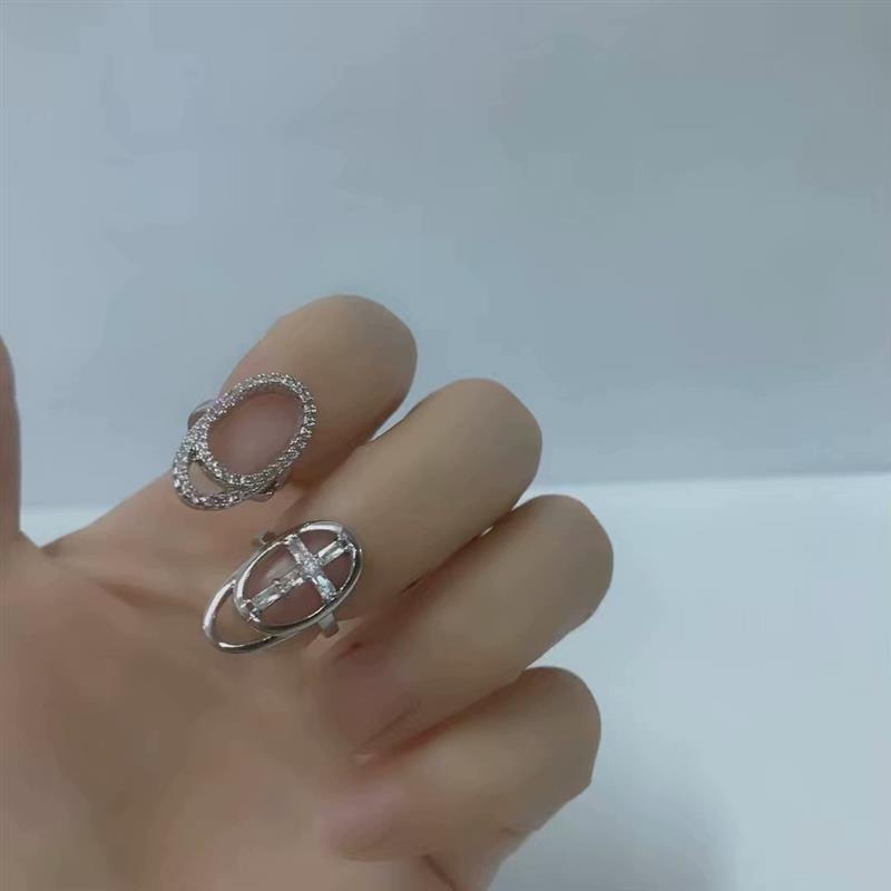 Cincin Buku Jari Aneka Bentuk Warna Silver Untuk Wanita