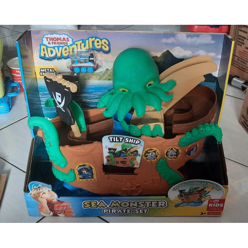 sea monster pirate set thomas
