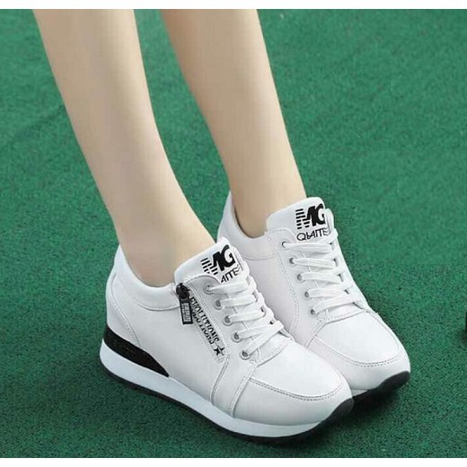 TA Sepatu Wanita Boot MG Sleting Putih