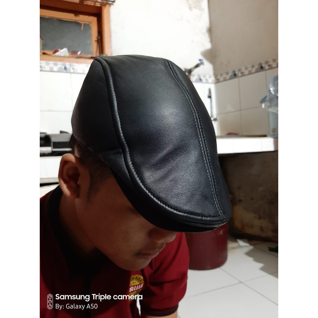 TOPI PET PRIA KULIT ASLI