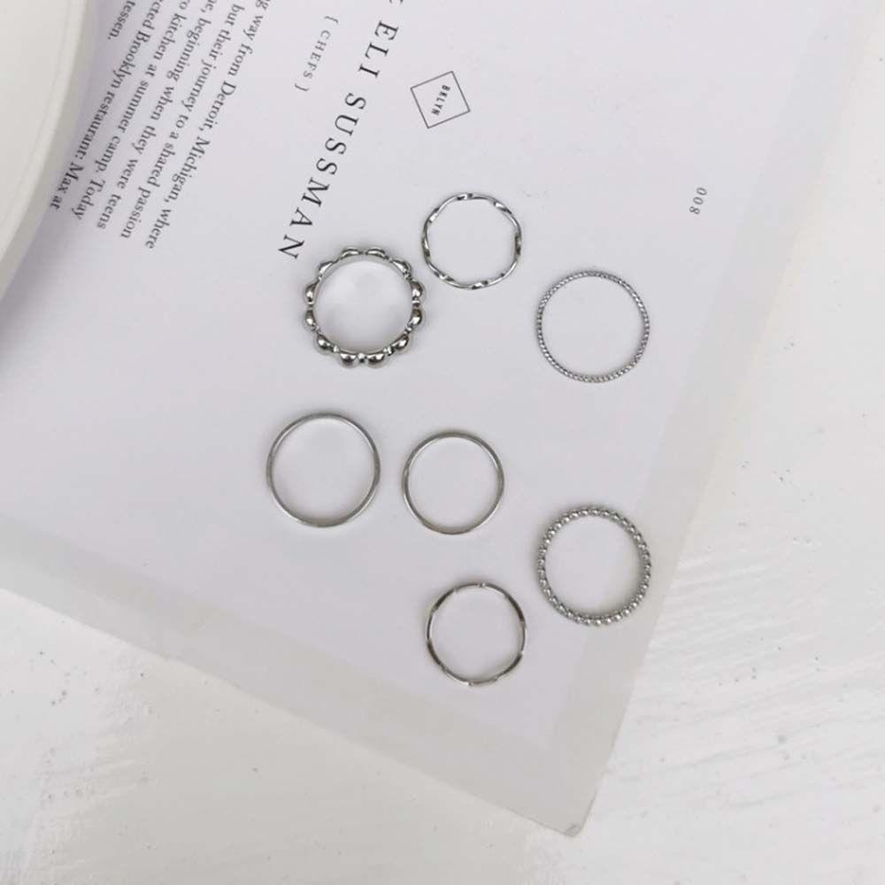 Set Cincin Model Terbuka Bahan Alloy Warna Silver Dapat Disesuaikan Gaya Punk Untuk Wanita