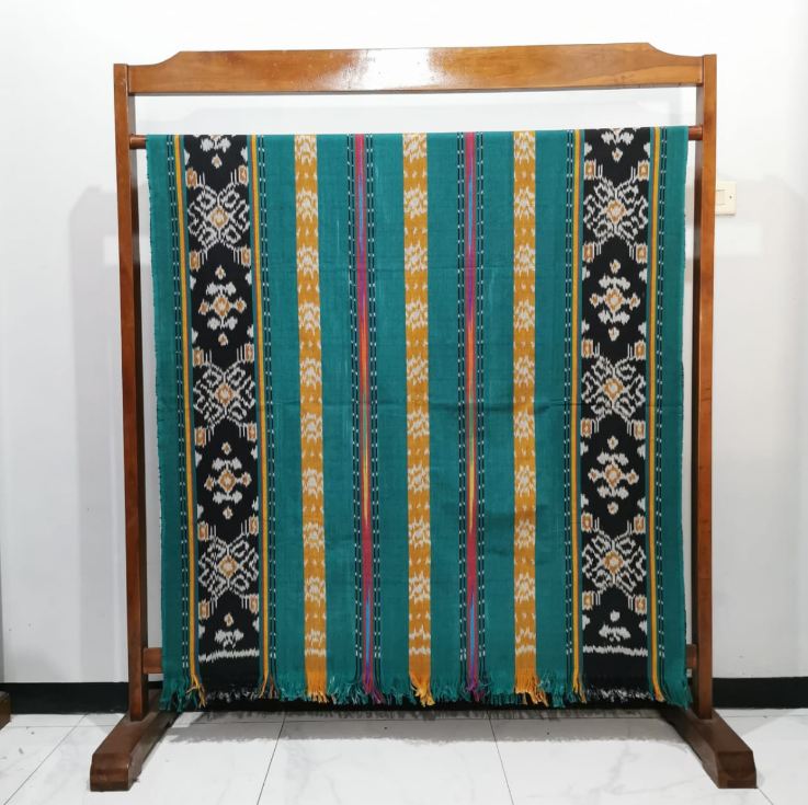 kain tenun etnik warna hijau bahan seragaman AD222