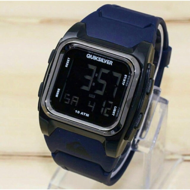 Jam Tangan Quiksilver Kotak Digital ready