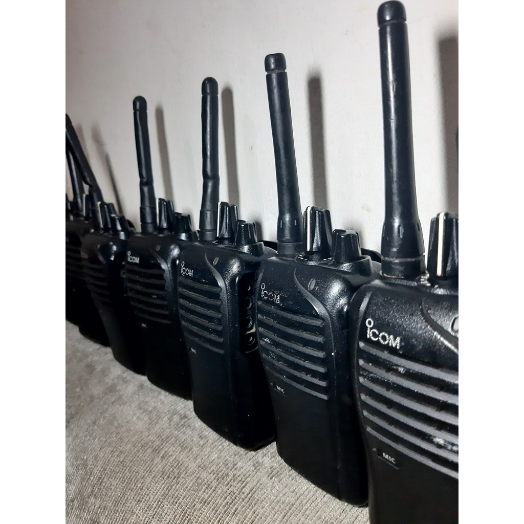 icom f4103d digital analog 350mhz