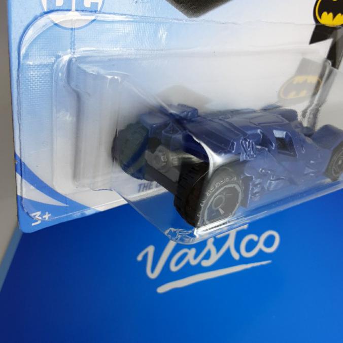 Hari Ini Hot Wheels Batman The Dark Knight Batmobile Tumbler Biru Hotwheels Hemat