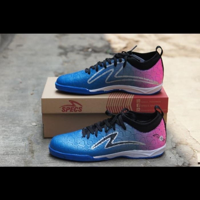 OLAHRAGA SEPAK BOLA & FUTSAL SEPATU FUTSAL SPECS TORNADO SNEAKERS FUTSAL GRADE IMPORT