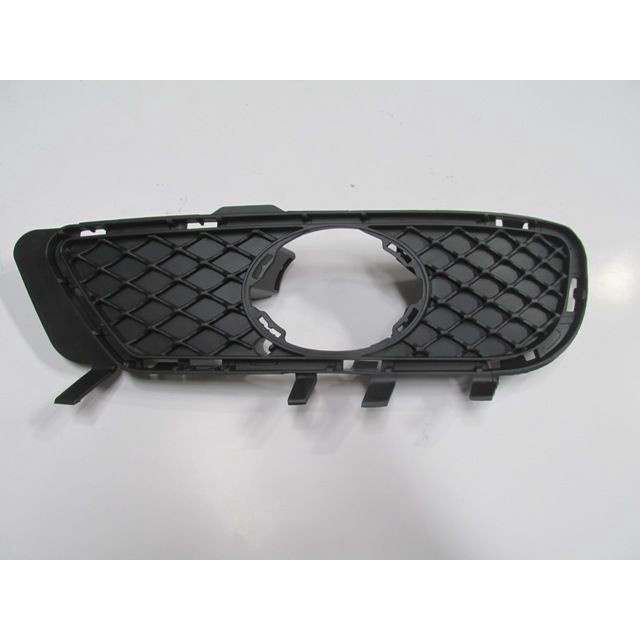 Grill Fog Lamp Kanan Mercy W212 - Grill Lampu Kabut RH