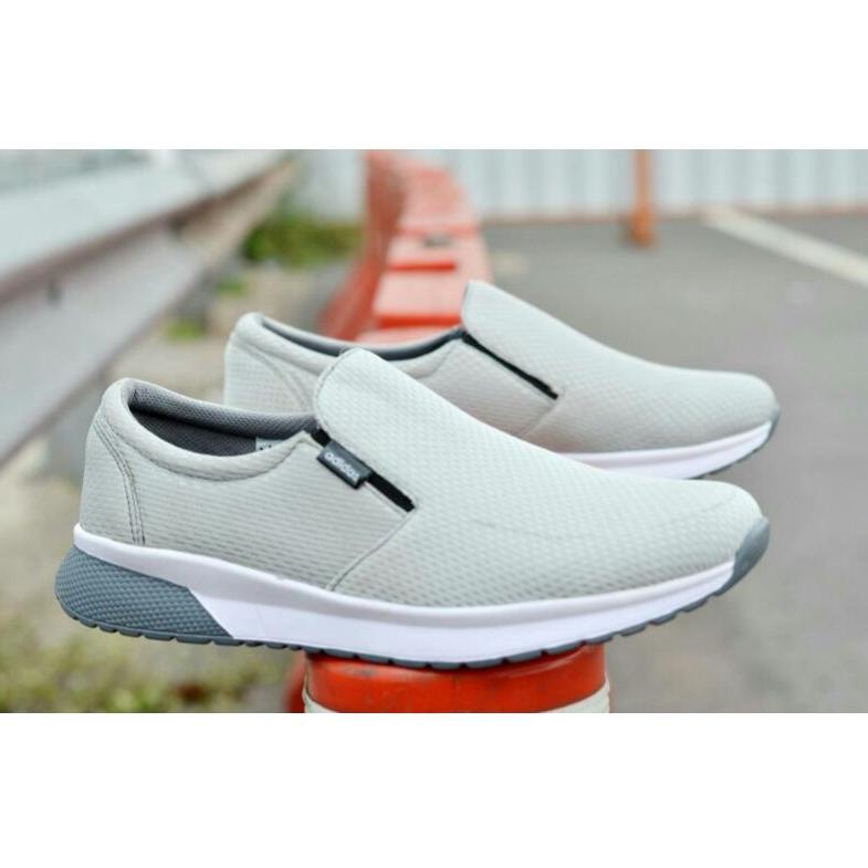 Spatu Pria Adidas 2021 sepatu Slip on hitam polos spatu sneakers cowok spatu tanpa tali cod ZNKKR609